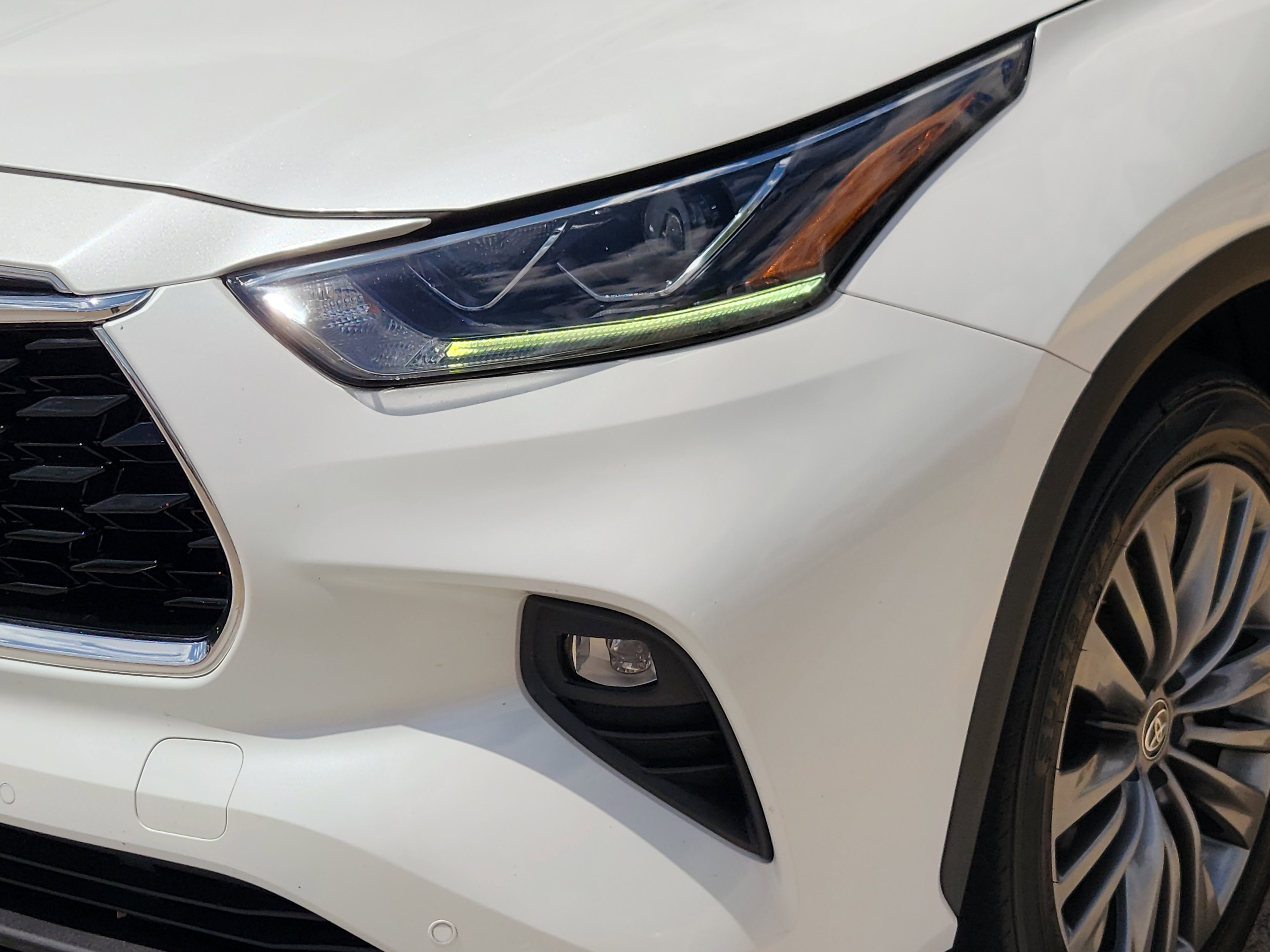 Used 2020 Toyota Highlander Platinum image 6