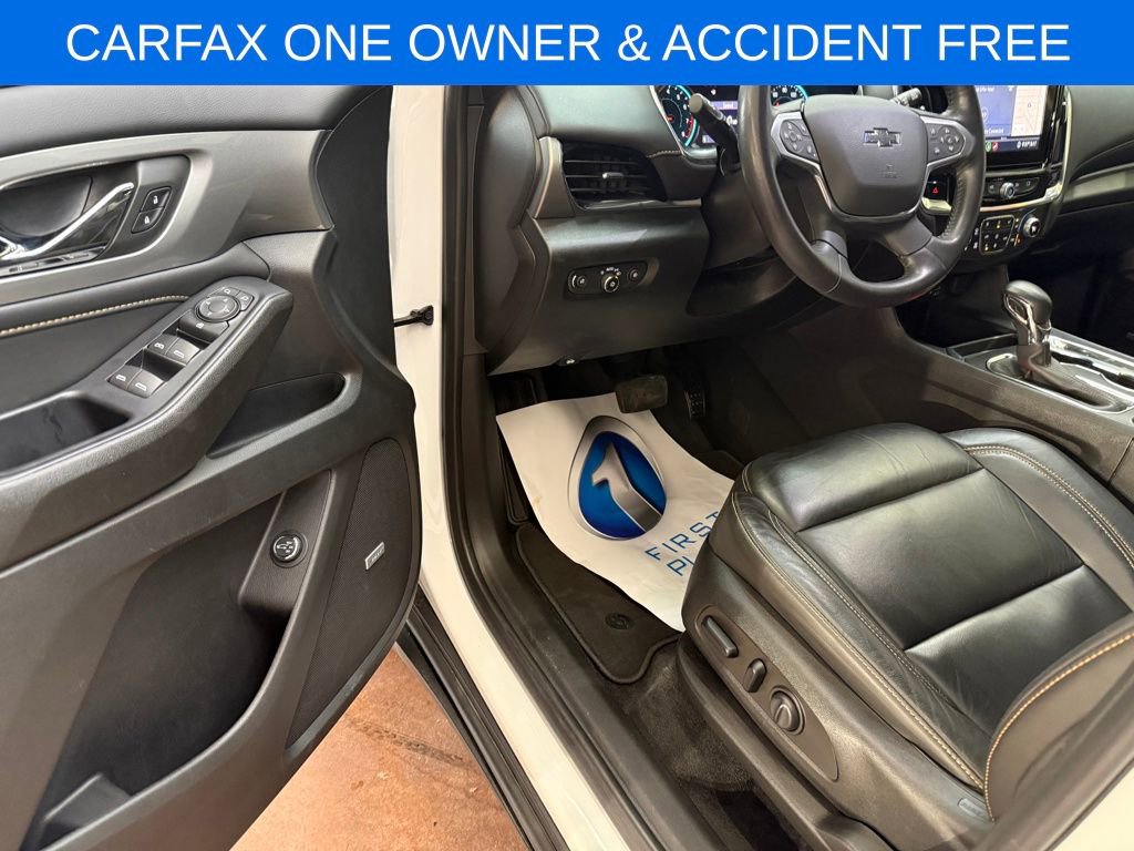 Used 2021 Chevrolet Traverse RS image 11