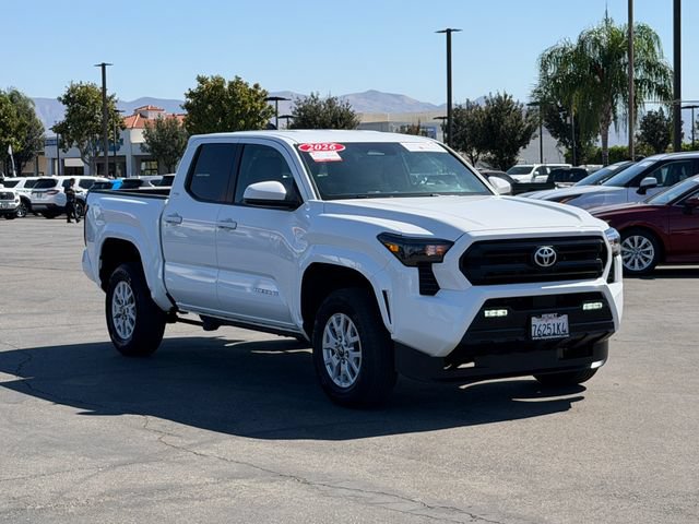 Used 2026 Toyota Tacoma SR5 AWD/4WD image 3