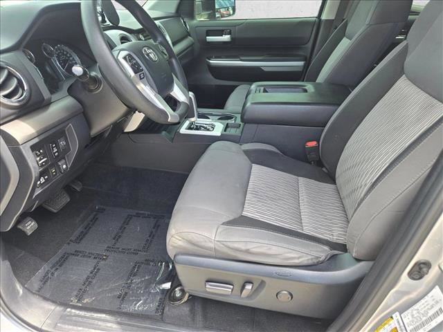 Used 2016 Toyota Tundra SR5 w/ SR5 Upgrade Package RWD image 14
