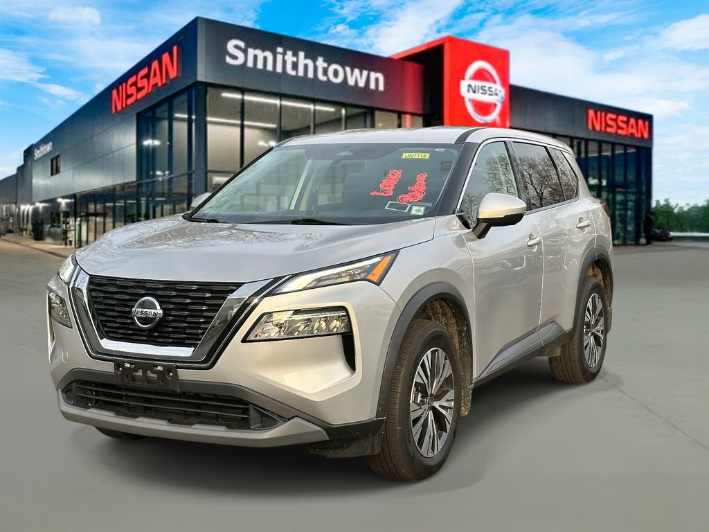 Certified 2021 Nissan Rogue SV image 2
