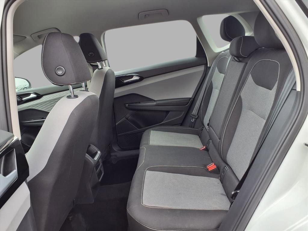 Used 2024 Volkswagen Taos S image 24