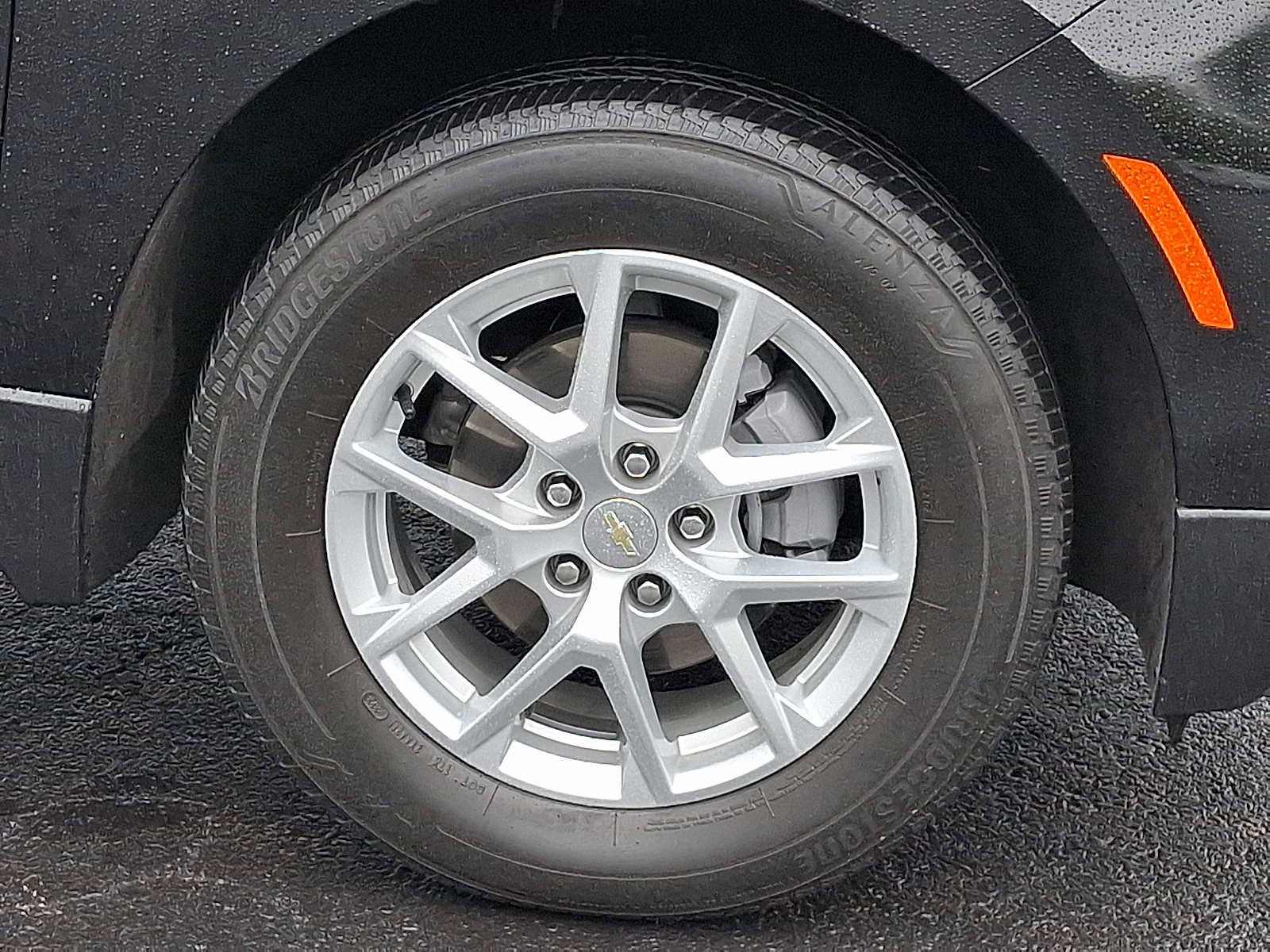 Used 2024 Chevrolet Equinox LT AWD/4WD image 8