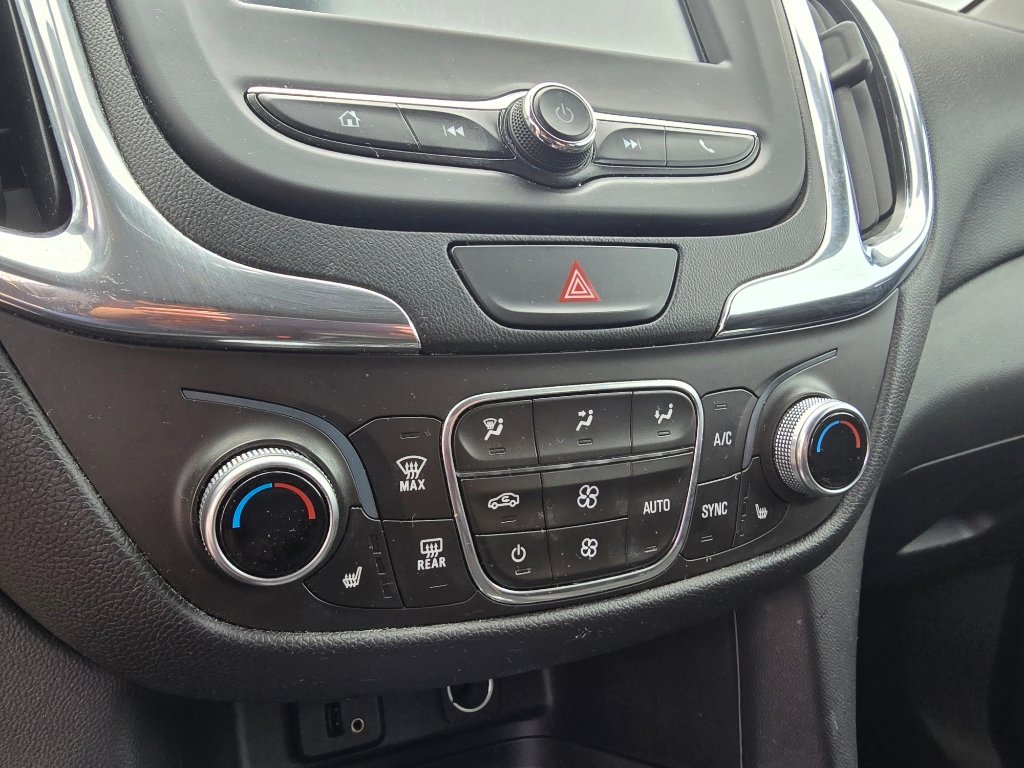 Used 2018 Chevrolet Equinox LT image 21