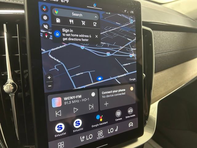 Used 2025 Volvo XC90 B6 Plus AWD/4WD image 16