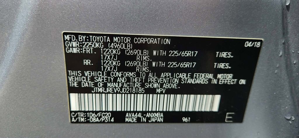 Used 2018 Toyota RAV4 LE w/ Carpet Mat Package image 6