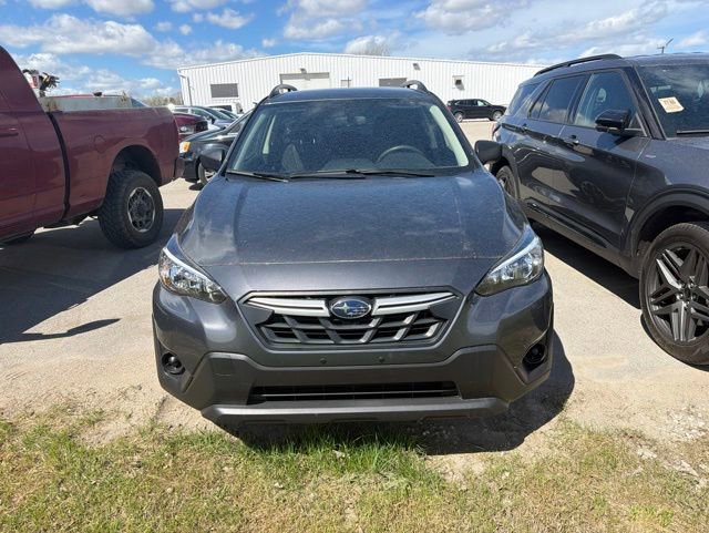 Used 2022 Subaru Crosstrek 2.0i AWD/4WD image 2