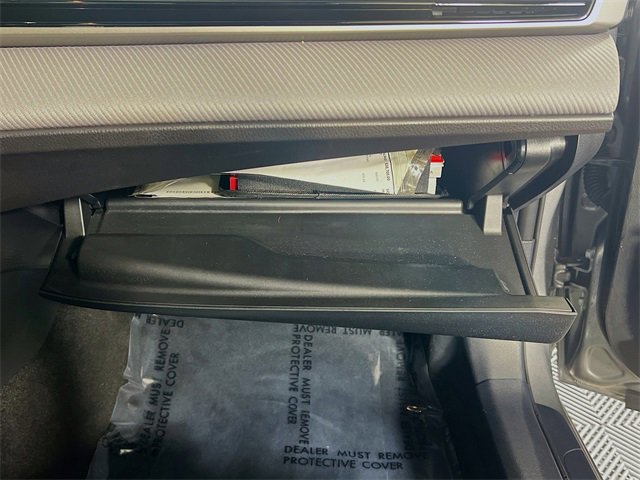 Used 2025 Toyota Camry SE image 30