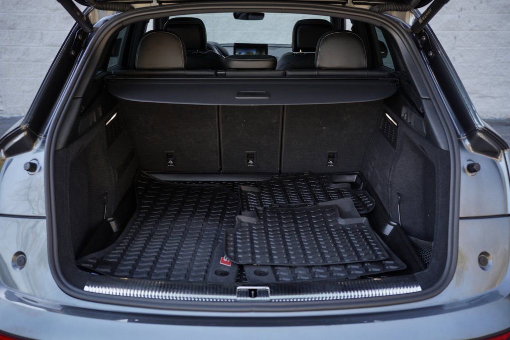 Used 2023 Audi SQ5 Premium Plus w/ Premium Plus Package image 34