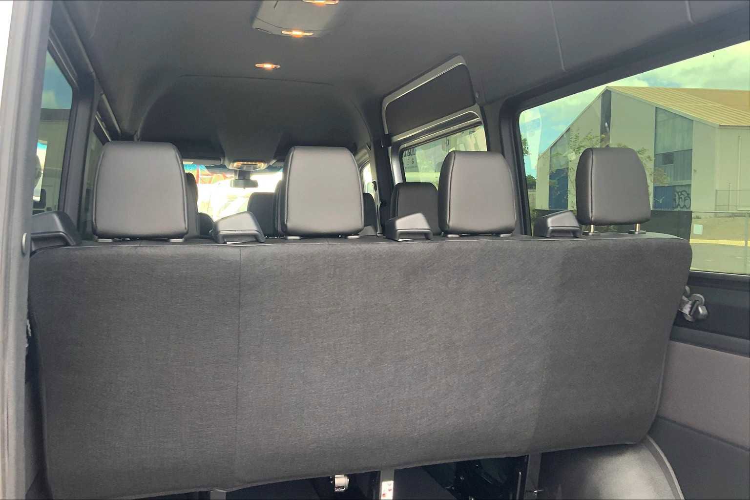 Used 2025 Mercedes-Benz Sprinter 2500 image 16