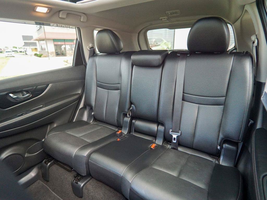 Used 2020 Nissan Rogue SL w/ Premium Package FWD image 33