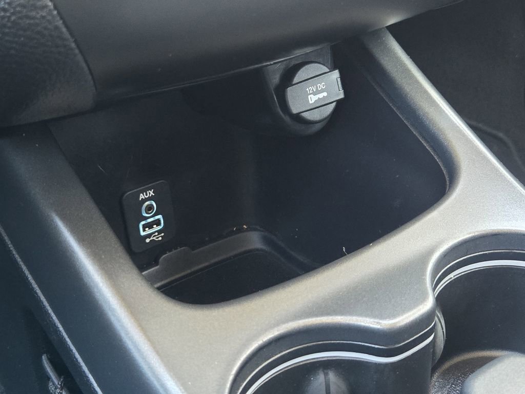 Used 2019 Dodge Journey SE w/ Connectivity Group image 18