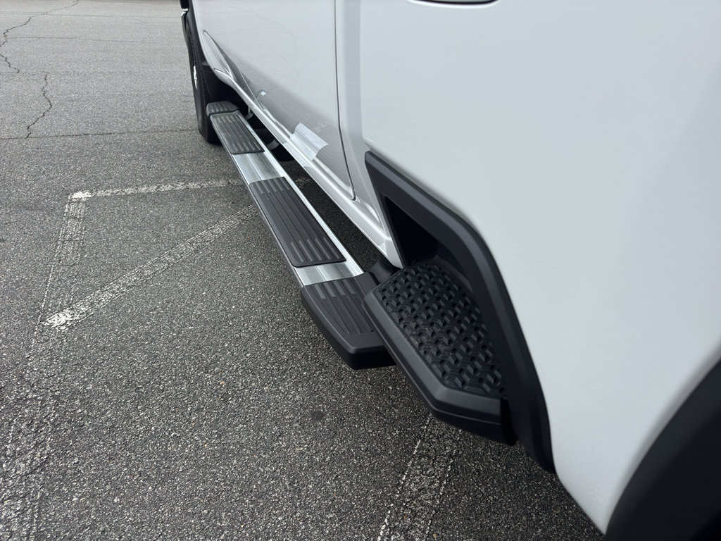 Used 2024 Chevrolet Silverado 3500 LT w/ Safety Package AWD/4WD image 10