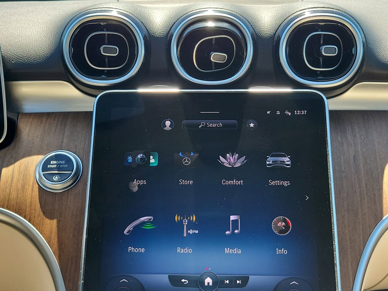 Used 2022 Mercedes-Benz C 300 Sedan image 17