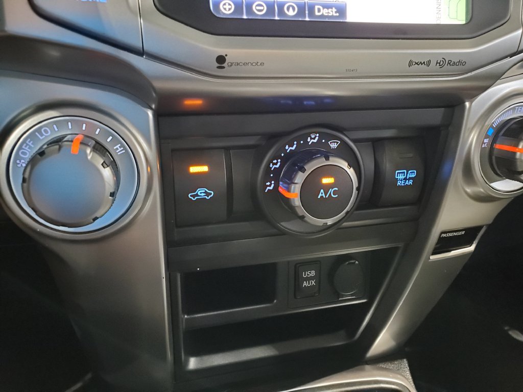 Used 2019 Toyota 4Runner SR5 Premium RWD image 28