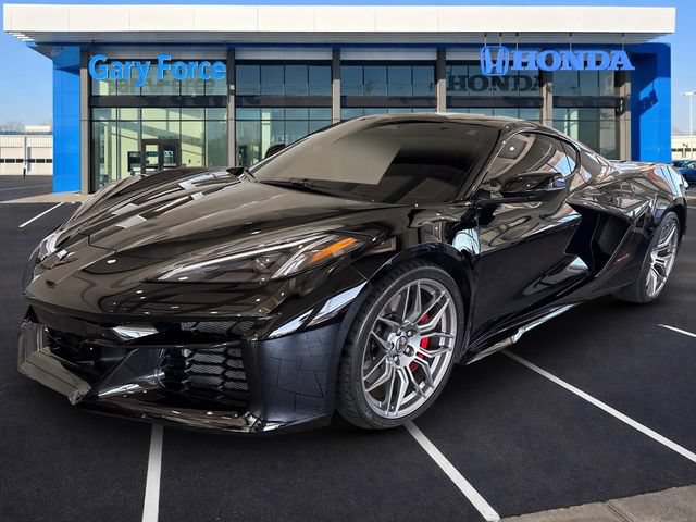 Used 2024 Chevrolet Corvette Z06 RWD image 4