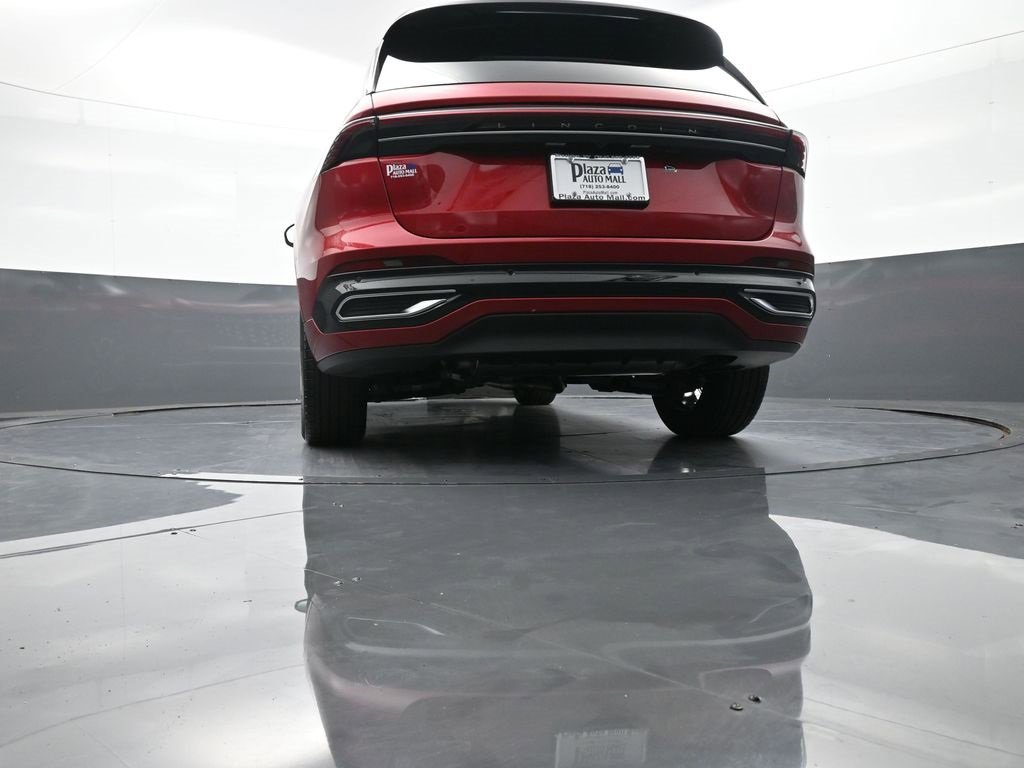 Used 2025 Lincoln Nautilus Reserve image 34