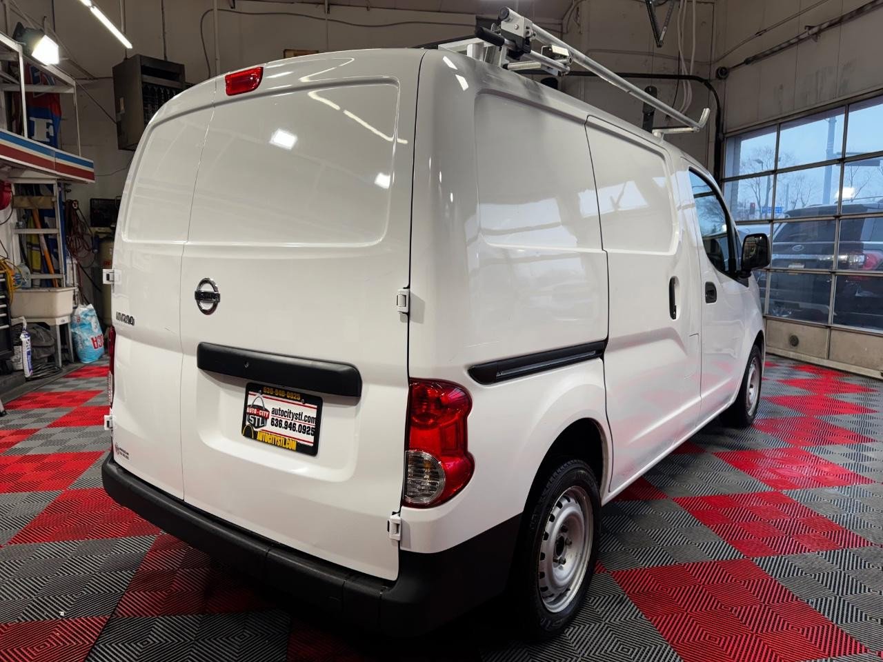 Used 2019 Nissan NV200 S FWD image 7