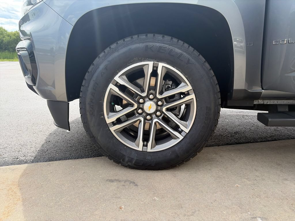 Certified 2021 Chevrolet Colorado LT w/ LT Convenience Package AWD/4WD image 32