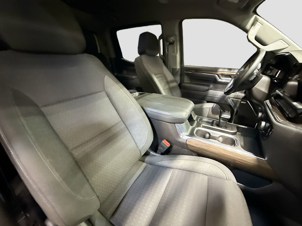 Used 2023 Chevrolet Silverado 1500 RST w/ Convenience Package II image 29