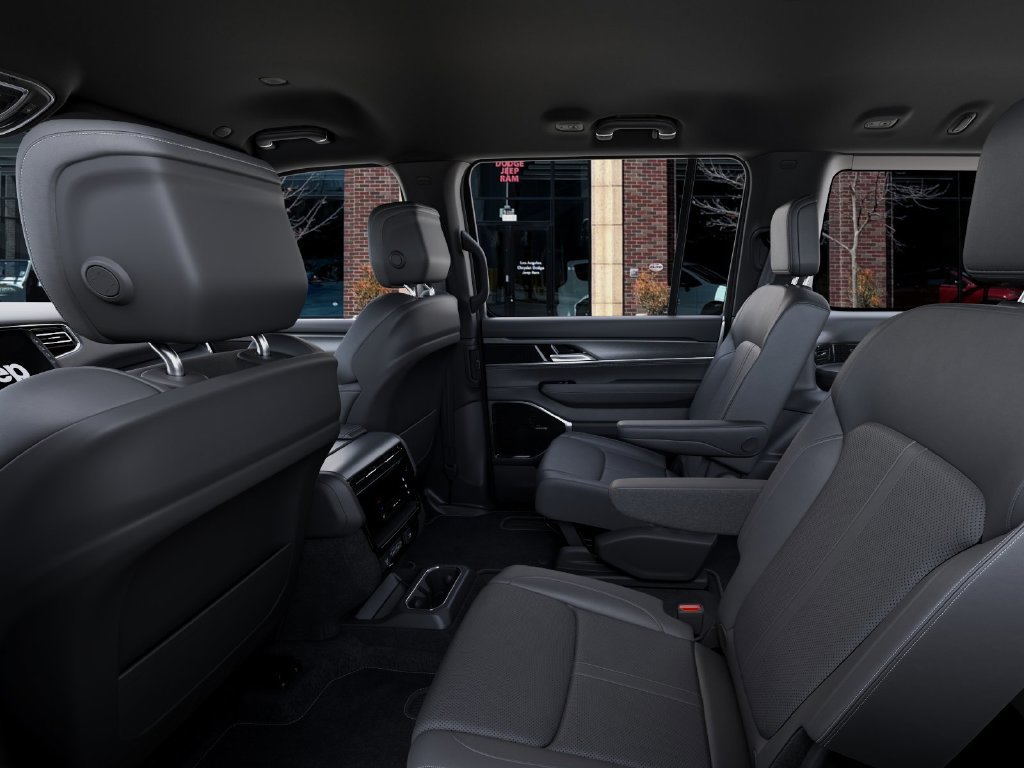 New 2026 Jeep Grand Wagoneer Limited AWD/4WD image 23