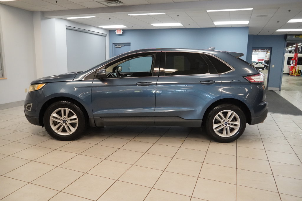 Used 2018 Ford Edge SEL w/ Equipment Group 201A AWD/4WD image 2