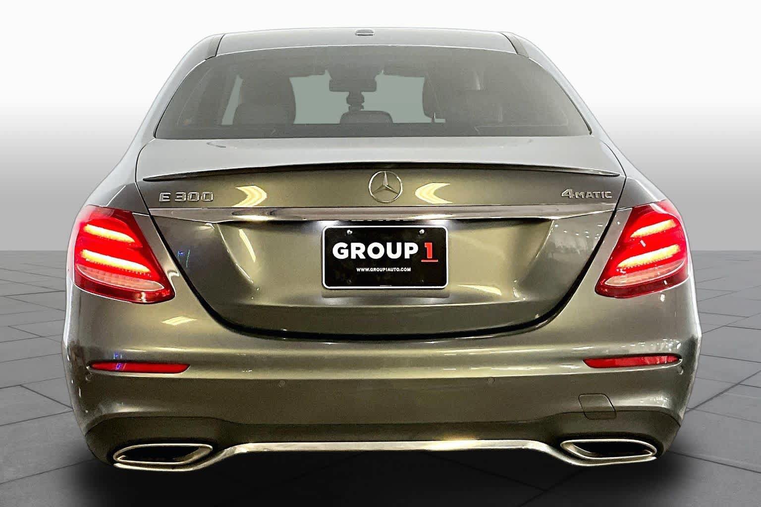 Certified 2017 Mercedes-Benz E 300 4MATIC image 5
