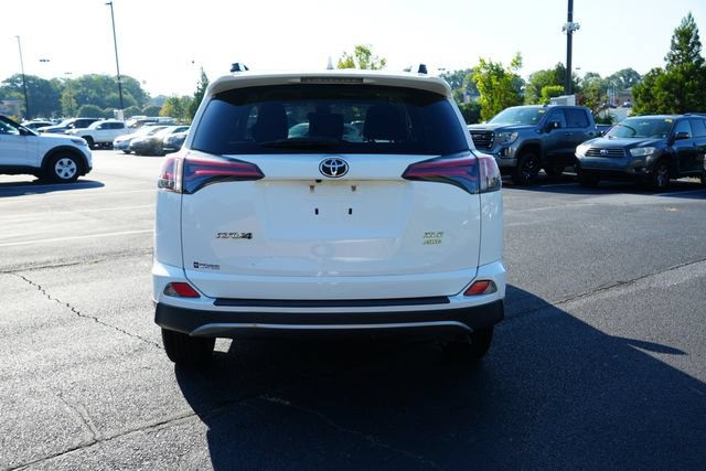 Used 2018 Toyota RAV4 XLE w/ Plus Extra Value Package AWD/4WD image 6