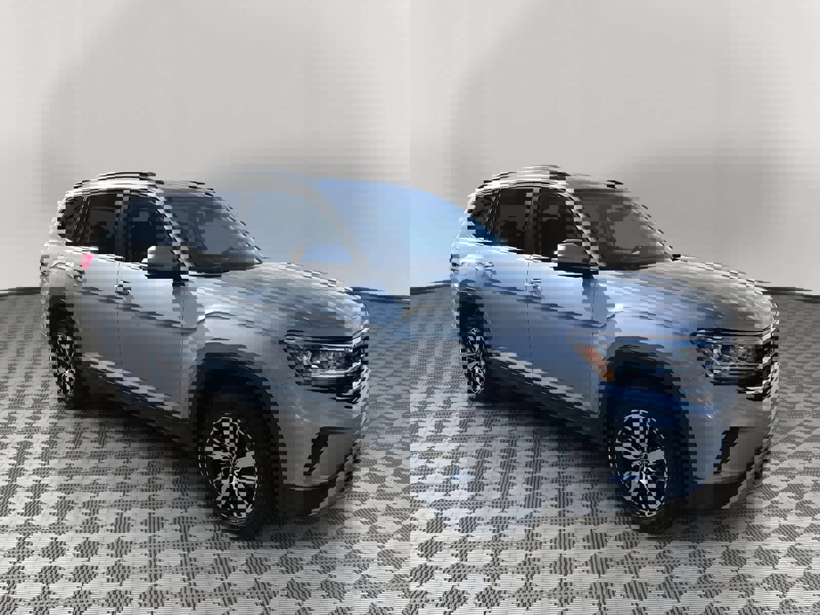 Used 2023 Volkswagen Atlas SE image 5