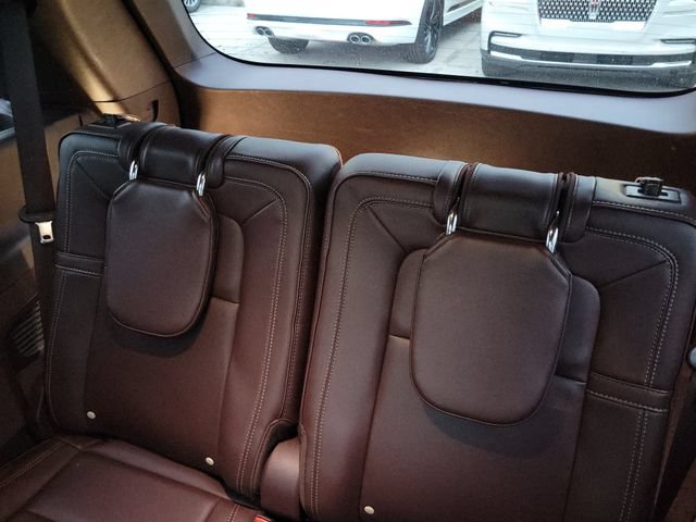 Certified 2024 Lincoln Aviator Black Label AWD/4WD image 14