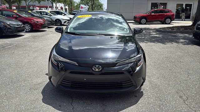 Certified 2025 Toyota Corolla LE image 2