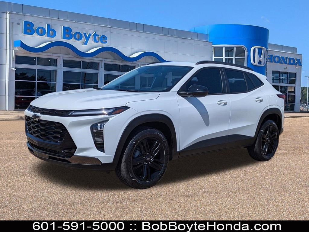 Used 2026 Chevrolet Trax ACTIV w/ Sunroof Package