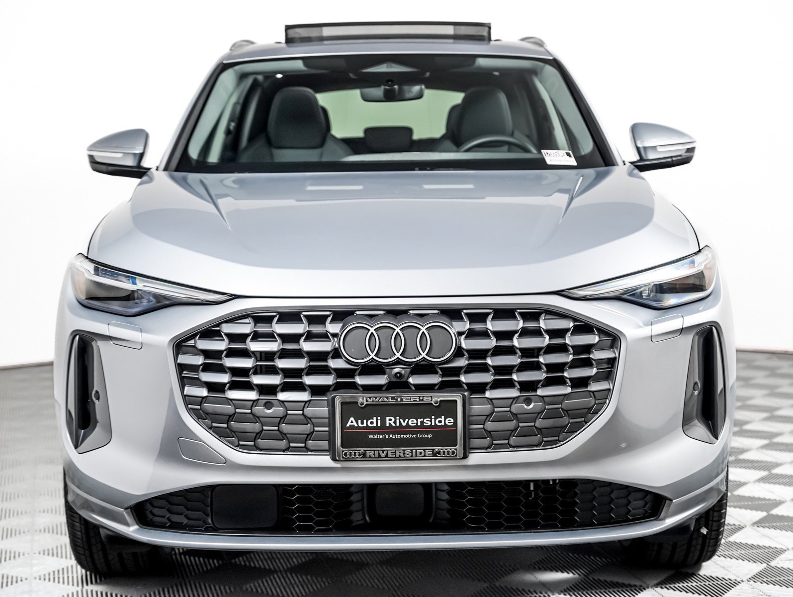Certified 2025 Audi Q5 Premium w/ Premium Plus AWD/4WD image 10