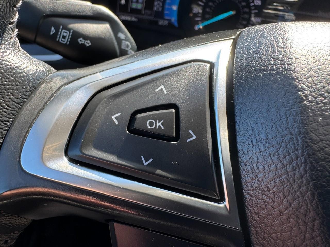 Certified 2024 Ford Edge SEL image 16