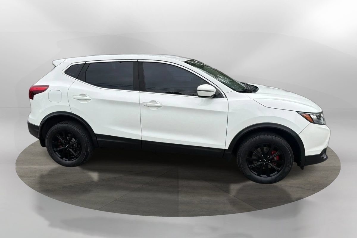 Used 2019 Nissan Rogue Sport S FWD image 6