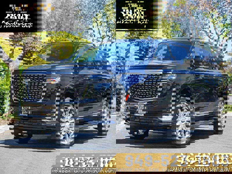 Used 2024 Cadillac Escalade ESV Premium Luxury image 1