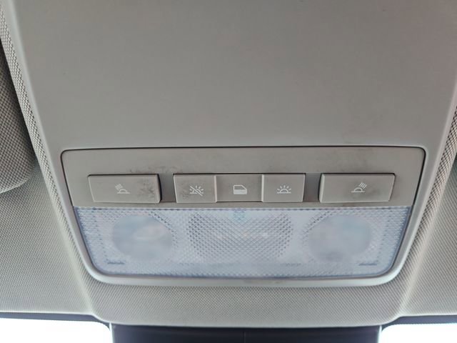 Used 2021 Buick Encore Preferred FWD image 49