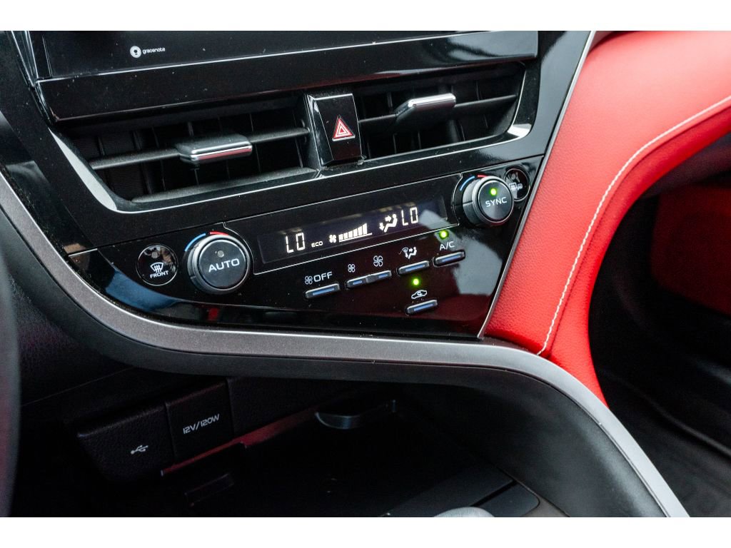 Used 2022 Toyota Camry XSE image 21