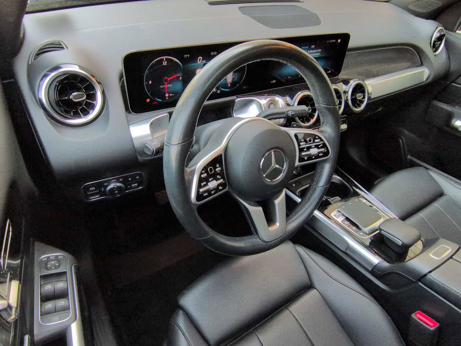 Used 2020 Mercedes-Benz GLB 250 4MATIC image 10
