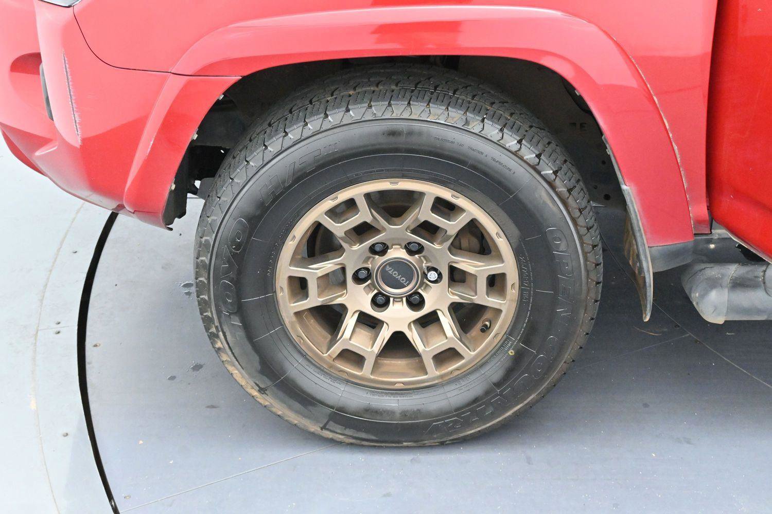Used 2023 Toyota 4Runner 40th Anniversary SE AWD/4WD image 33