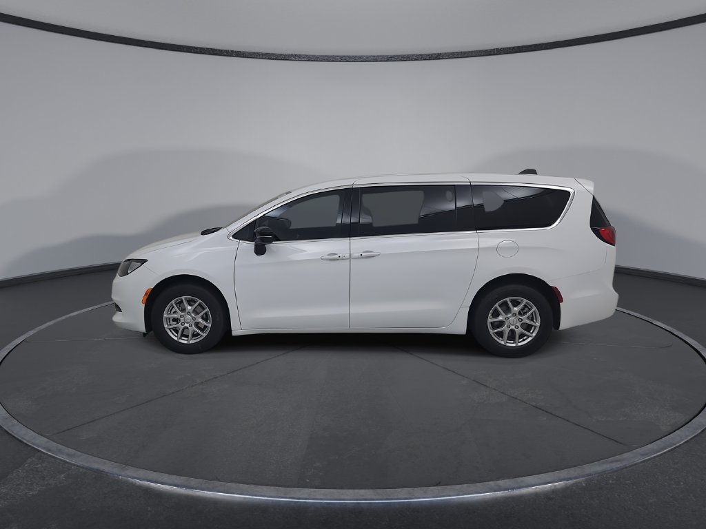 New 2027 Chrysler Pacifica LX FWD image 9