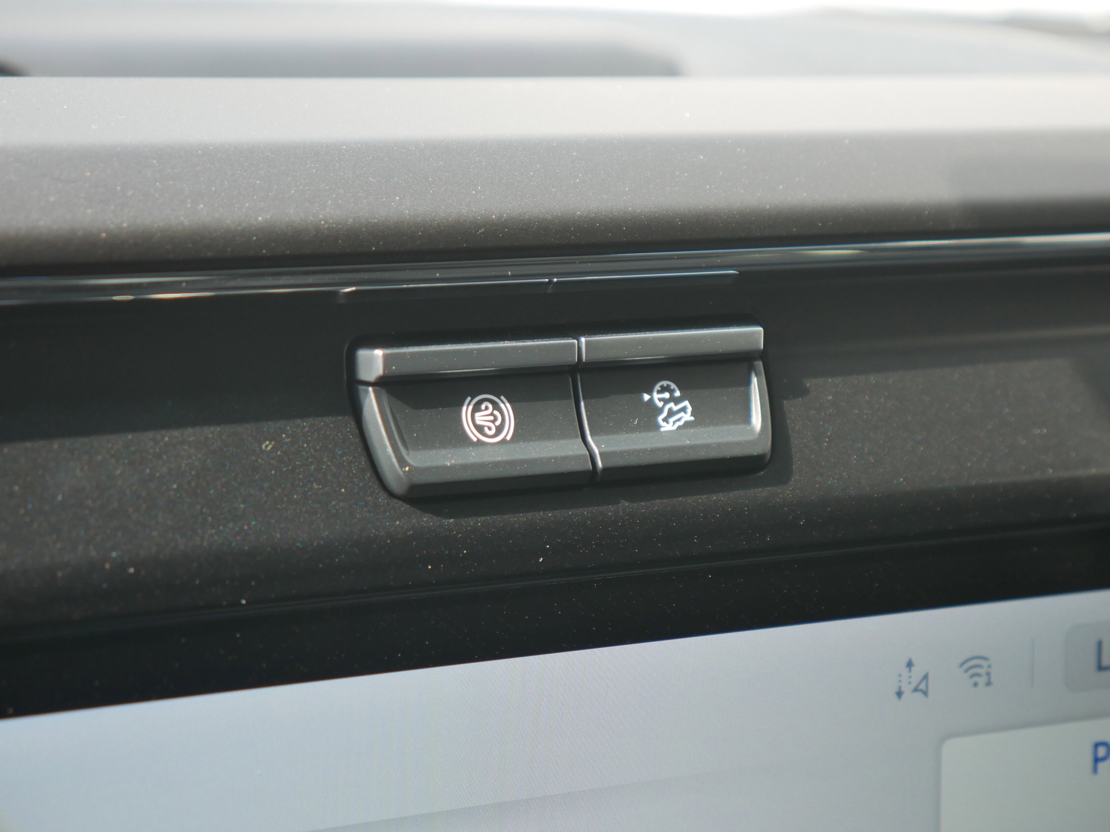 New 2026 Ford F350 Lariat image 14