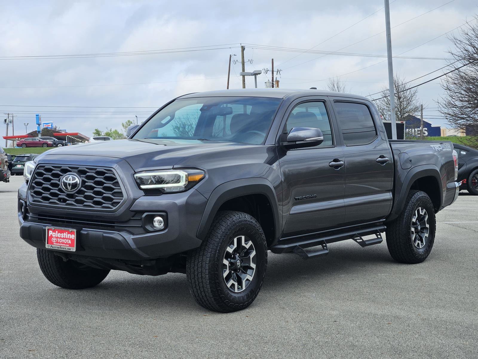 Used 2023 Toyota Tacoma TRD Off-Road image 3