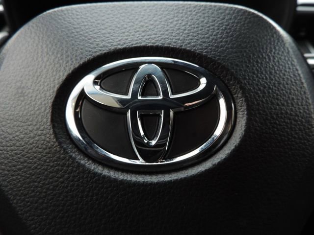 Used 2024 Toyota Corolla Cross SE image 29