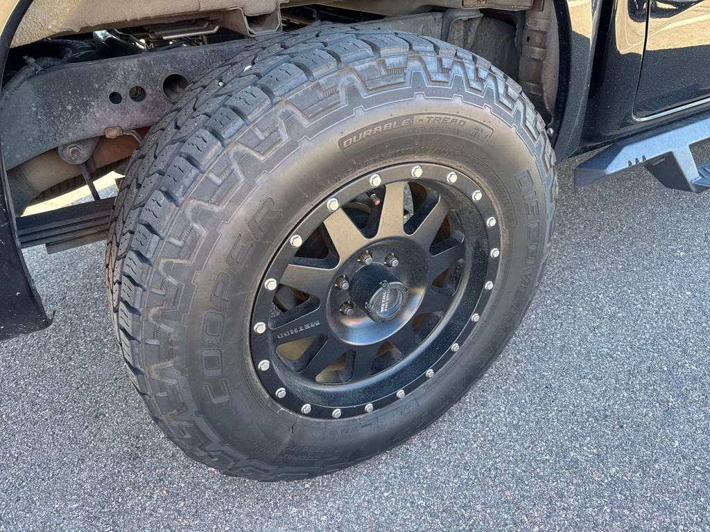 Used 2022 Nissan Frontier SV image 12