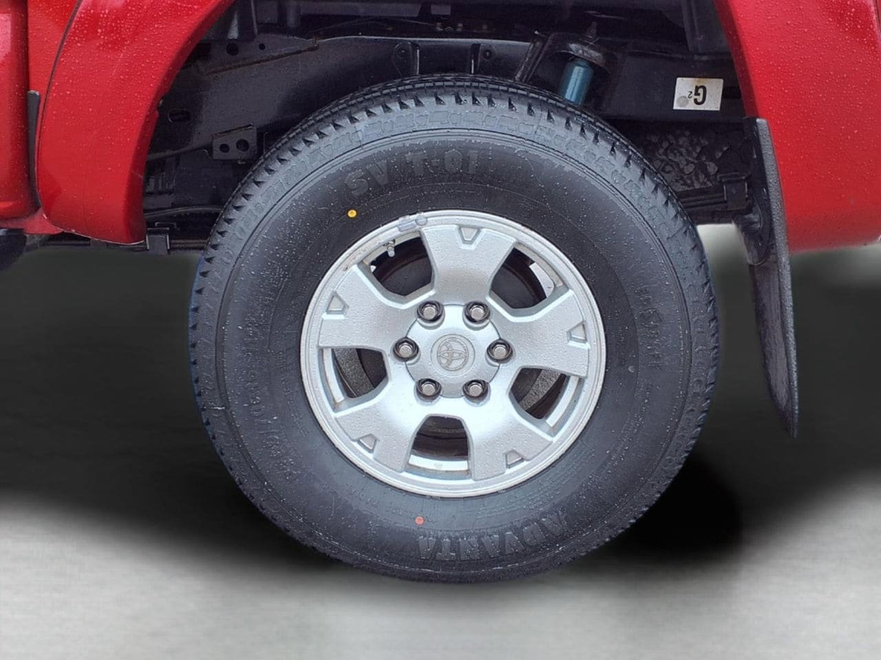 Used 2015 Toyota Tacoma 4x4 Double Cab w/ TRD Off-Road Package image 3