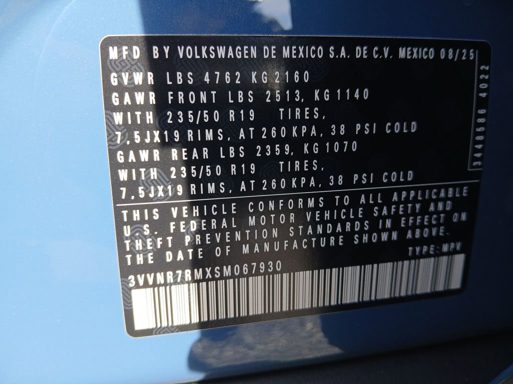 New 2025 Volkswagen Tiguan SE image 29