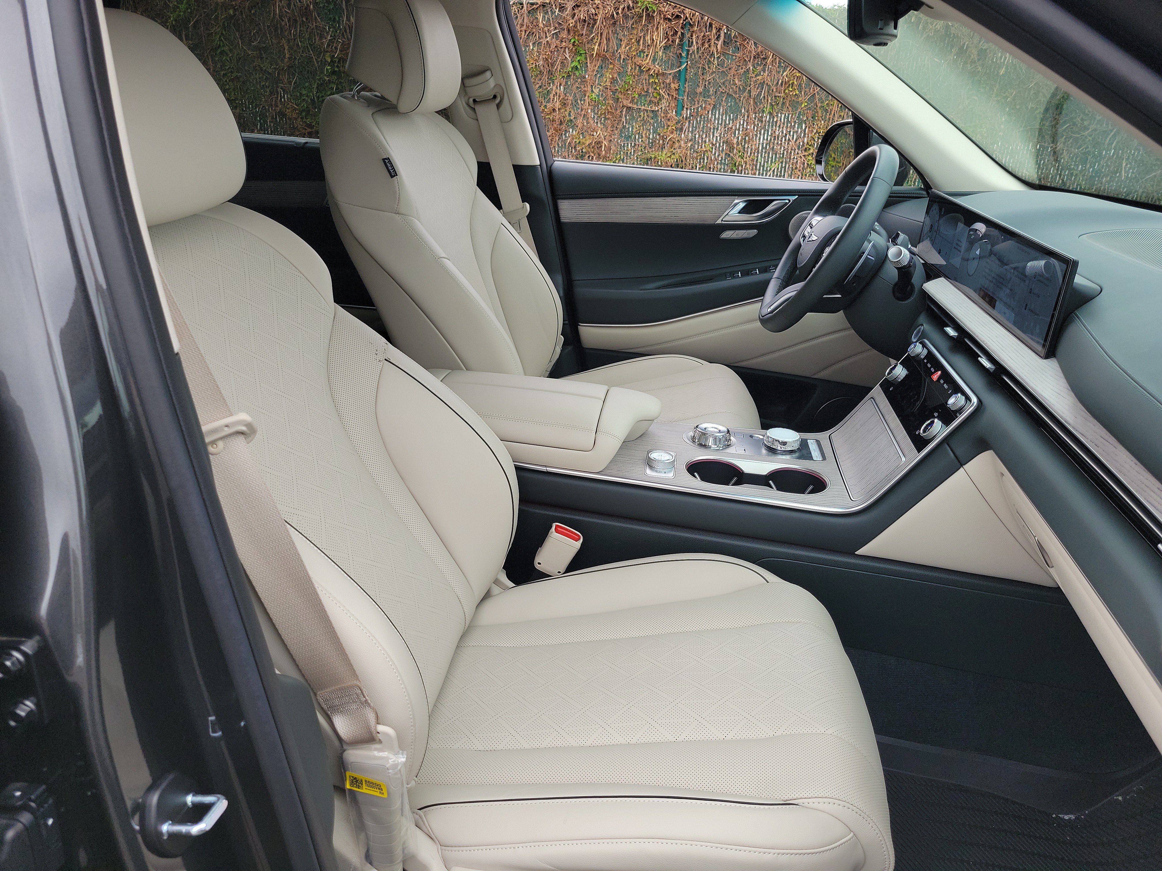 Certified 2026 Genesis GV80 2.5T Advanced AWD/4WD image 21