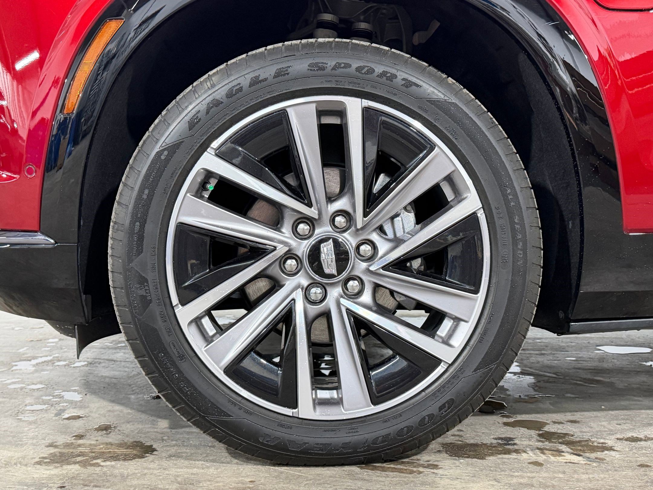 New 2026 Cadillac Vistiq Sport image 11