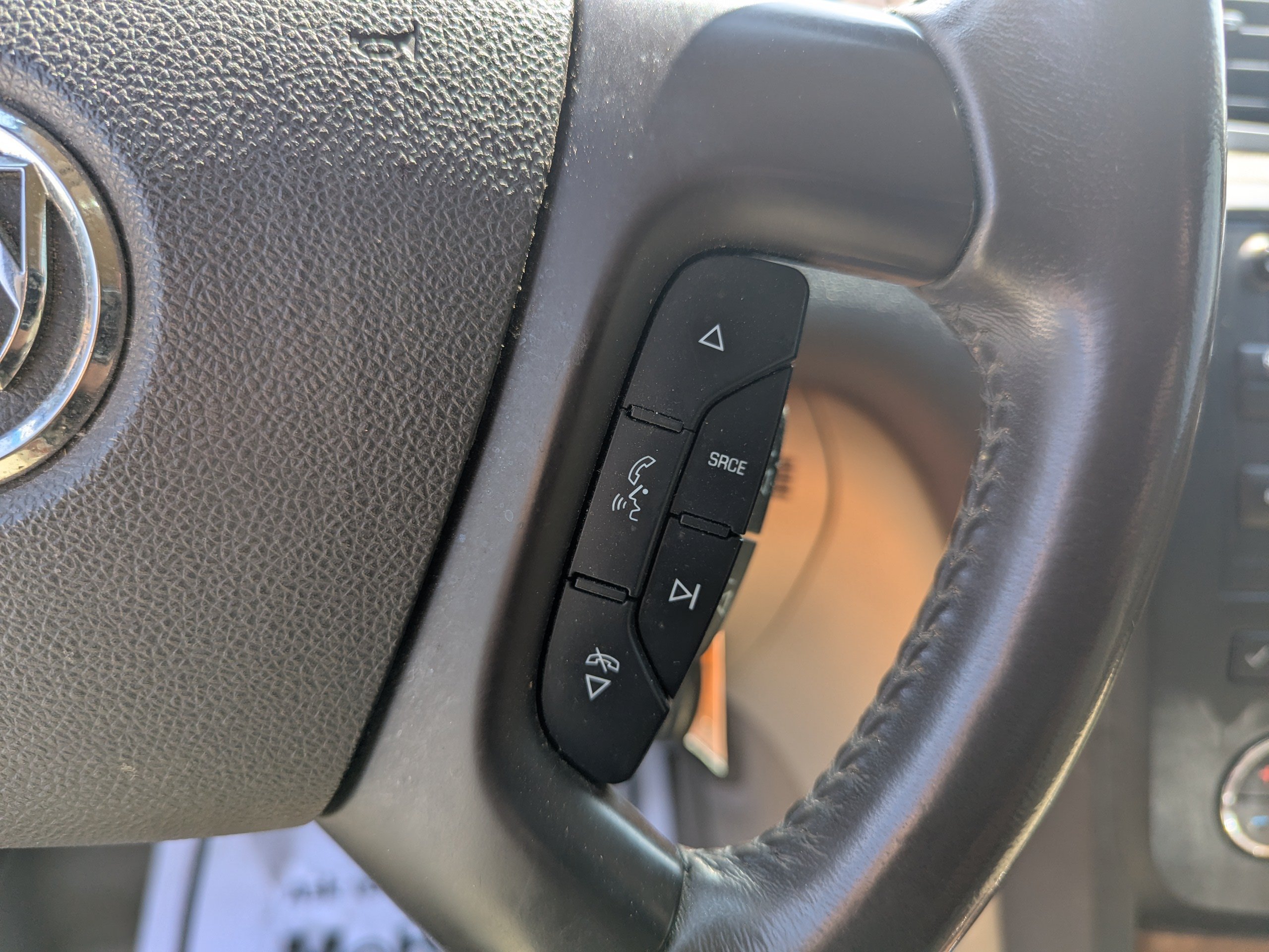 Used 2011 Buick Enclave CXL AWD/4WD image 16